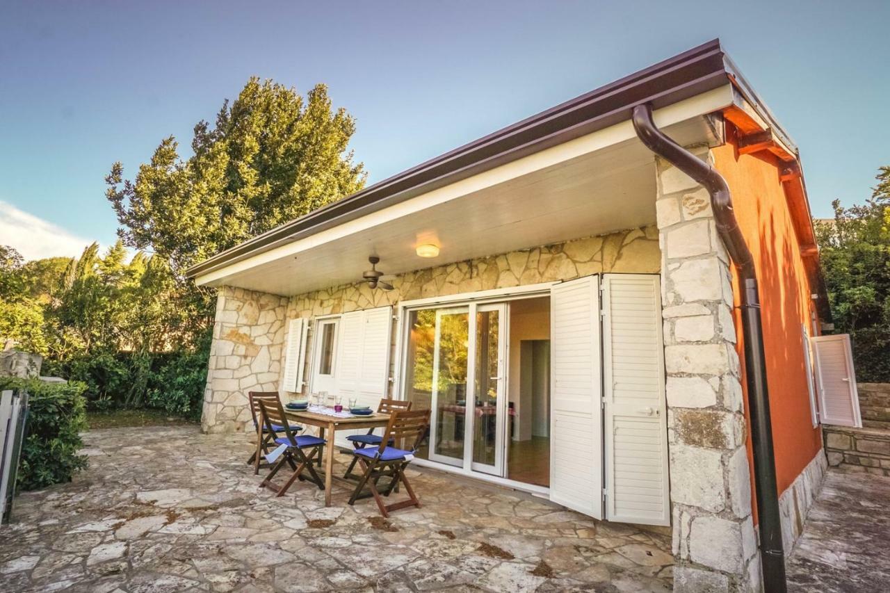 Beach House Lucy Crveni Vrh Dış mekan fotoğraf